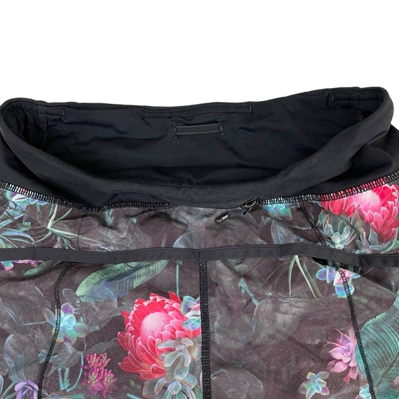 lululemon Run Speed Short RARE Curious Jungle Black Luxtreme *4-way stretch - Picture 11 of 16